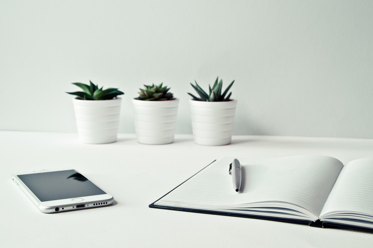 Futuristische gadget in een minimalistische setting. Futuristische gadget in een minimalistische setting.